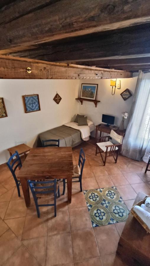 Afena Rent Bedrooms أغريجنتو المظهر الخارجي الصورة